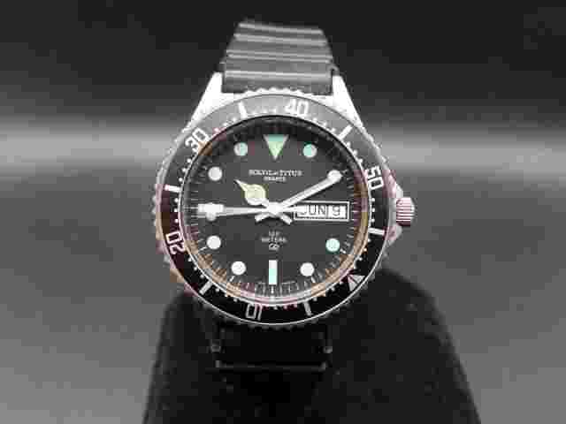 Solvil et Titus WM861 Swiss Made Scuba Diver 100M Mens Quartz Vintage Watch RARE