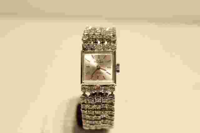 VINTAGE RARE LUXURY LADIES SWISS MECHANICAL WATCH BRACELET "BULER" WITH STONES