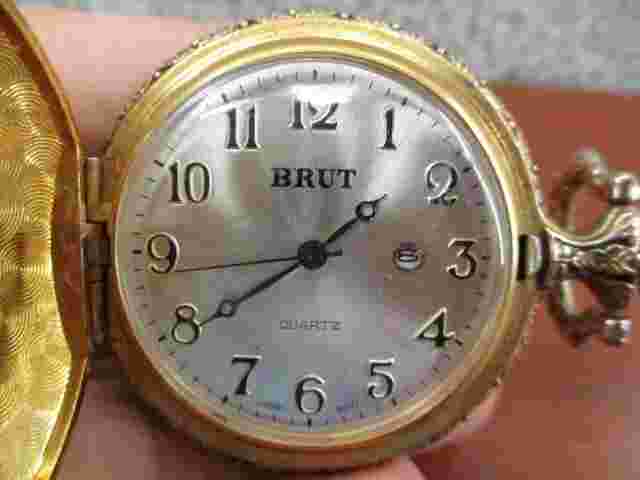 BRUT Quartz Goldtone Silvertone Steam Engine TRAIN Pocket Watch