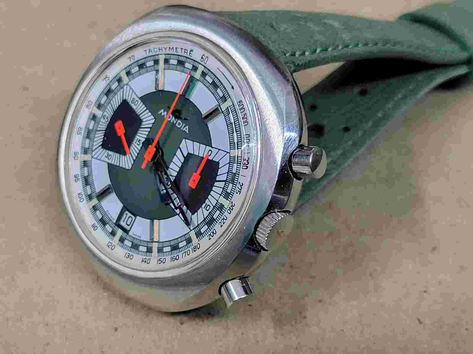 MONDIA RACING RALLY / CHRONOGRAPH / VINTAGE LARGE OVERSIZE / SWISS MADE