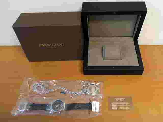 Parmigiani Transforma CBF PFC228-3201400 de Futebo Carbon Fiber 43mm $31900 LNB