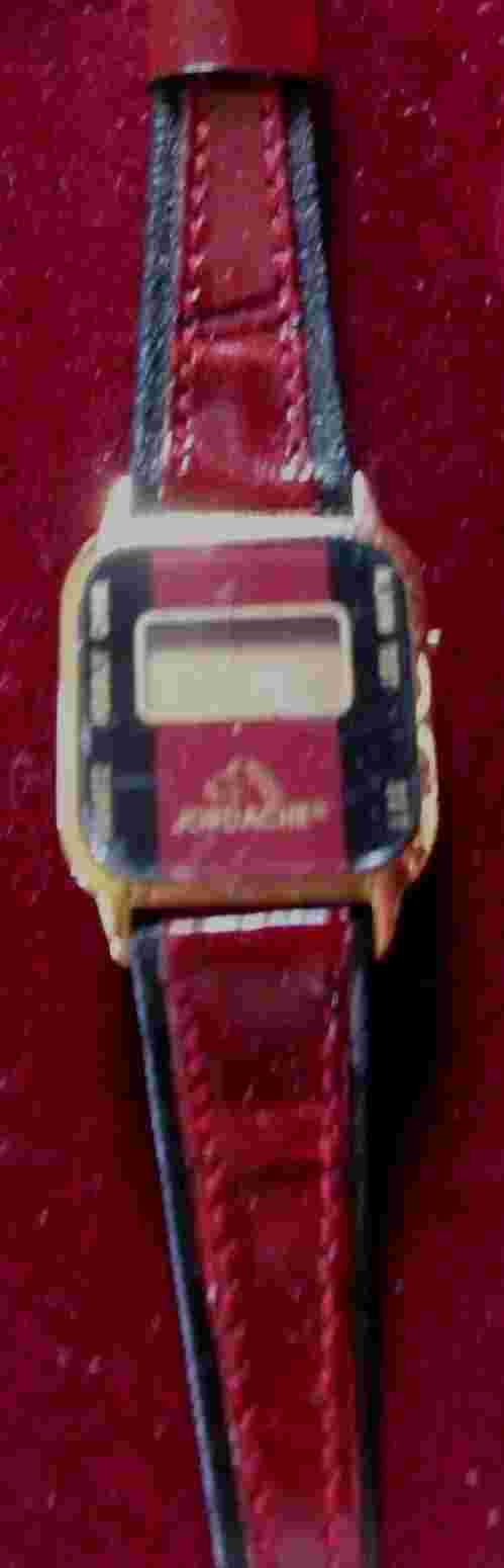 JORDACHE  Vtg Ladies Wristwatch - NEW w/ tags & Plastic over Face in Velvet Case