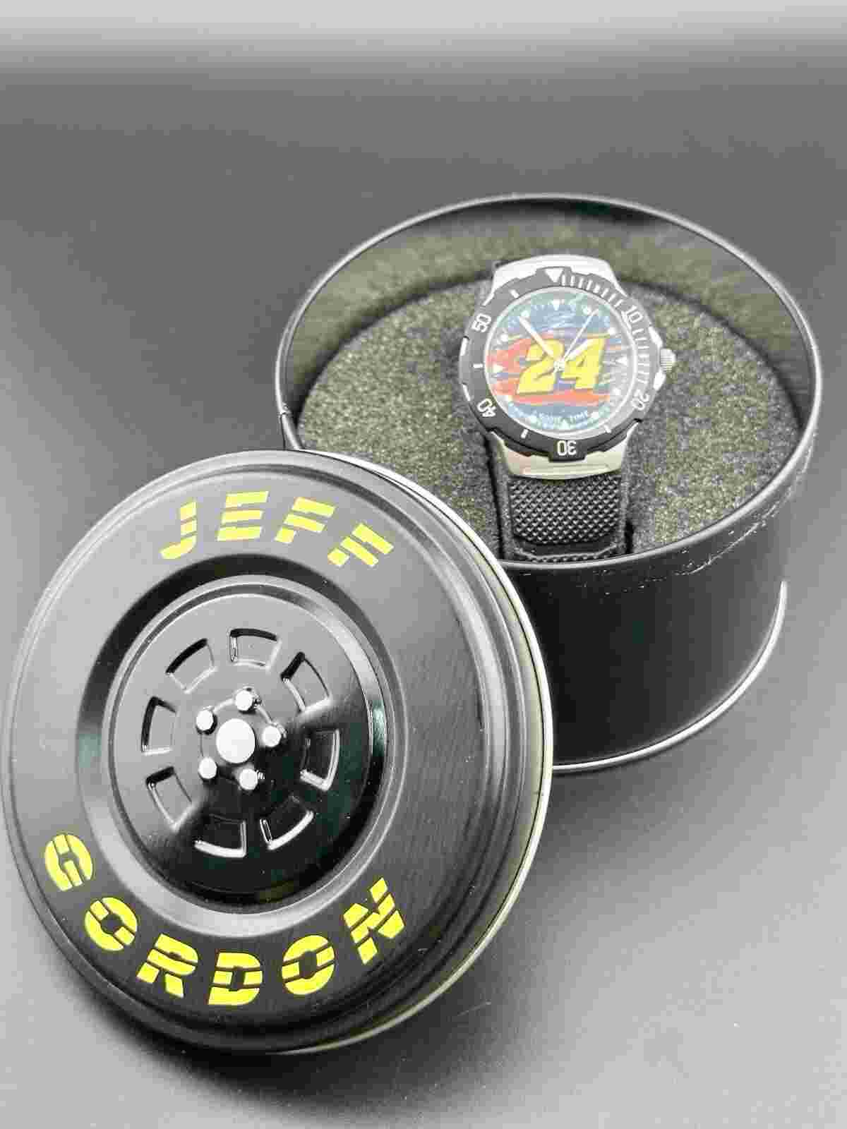 Working Nascar Jeff Gordon Watch "Game Time" Collectible W/ Box & Tire Tin #24