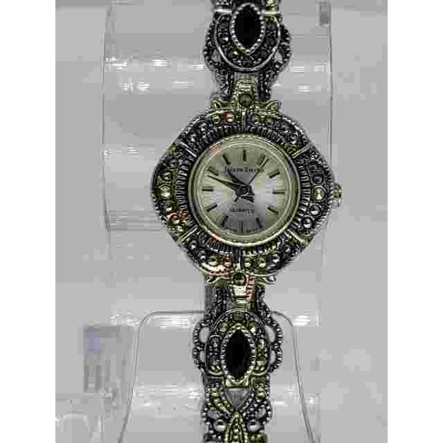 Ornate Fancy Jaclyn Smith Js3183 Quartz Analog Ladies Elegant Watch