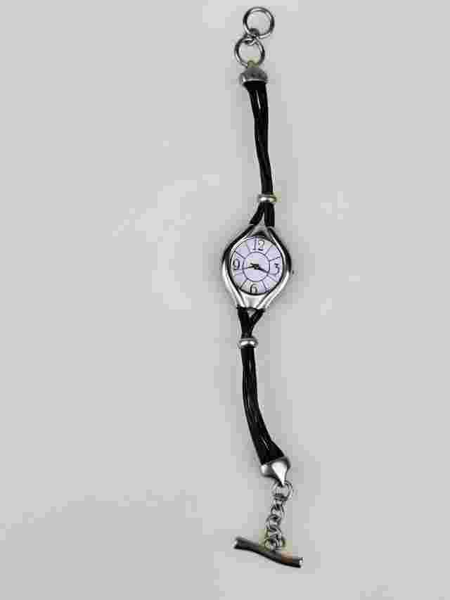 J. Jill 15-214 Japan Quartz Silver Tone White Dial Wristwatch Tested Working