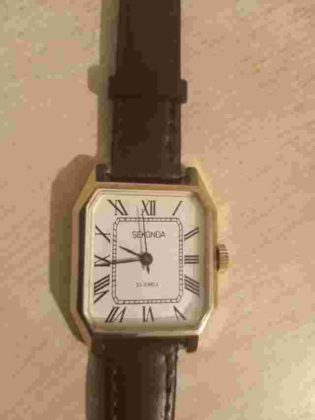Sekonda ladies watch 23 jewels USSR manual winding