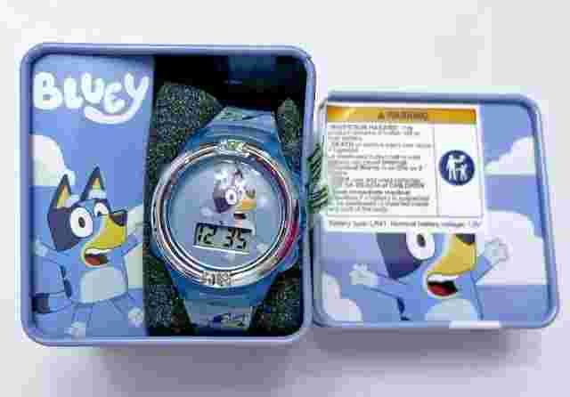 Bluey Children's Lights Flashing LCD Watch Wristwatch -W/metal watch case- NWT
