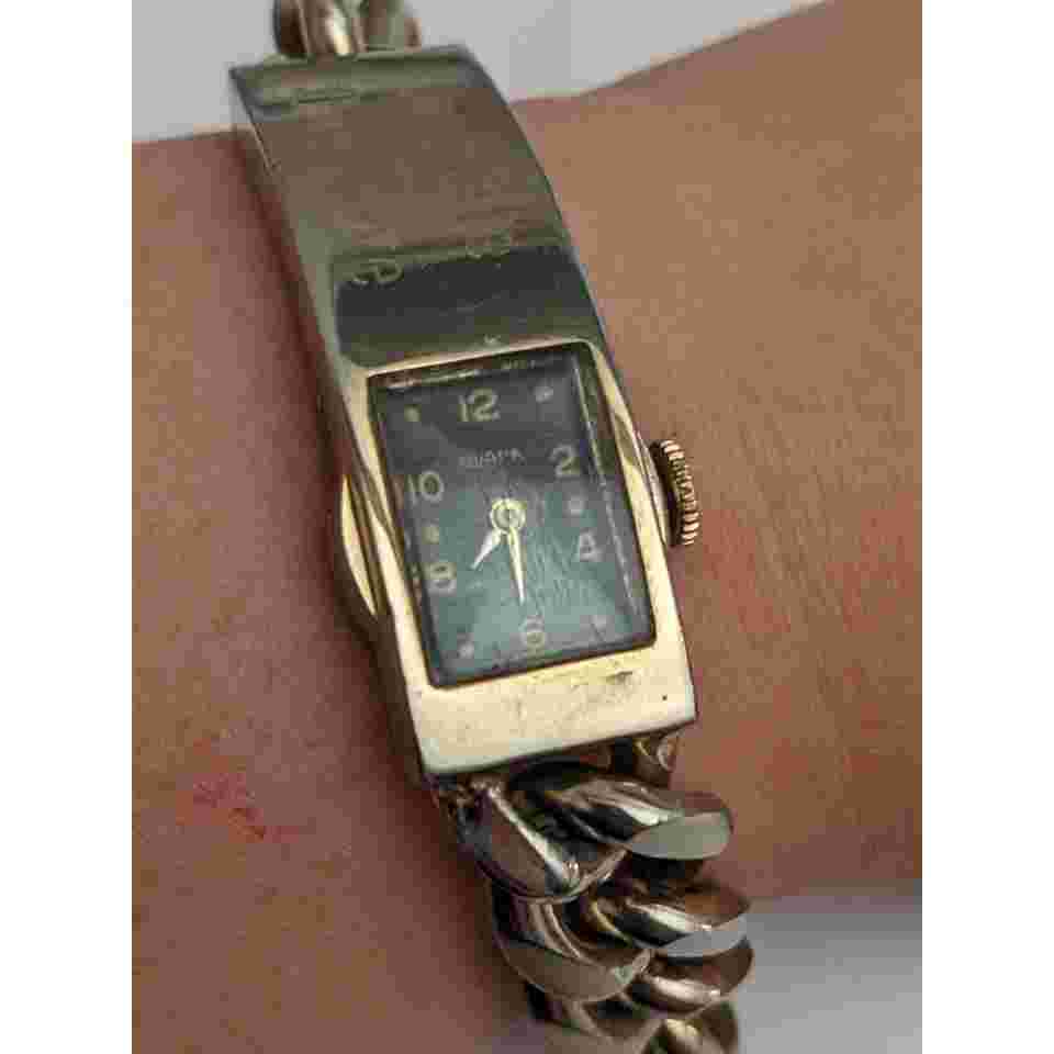 Vintage Swank Wind Up Watch with Engravings Broken
