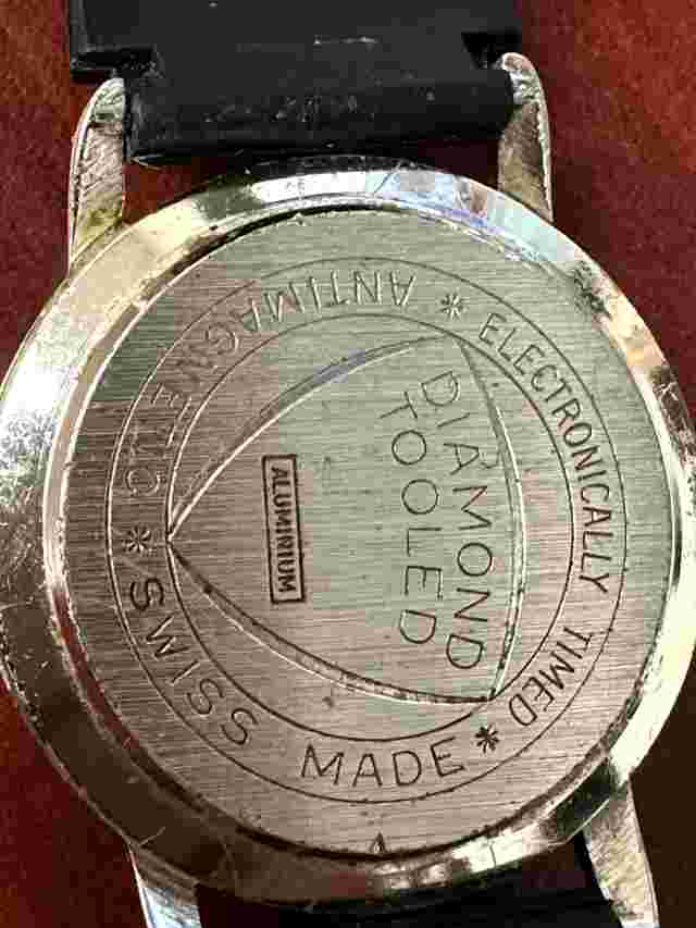 Vintage Men's Windsor Anti-Magnetic Lifetime Mainspring Diamond Tooled Watch