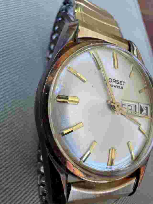 1960’s French Dorset 17J Antimagnetic Waterproof Men’s Day Date Wristwatch Works