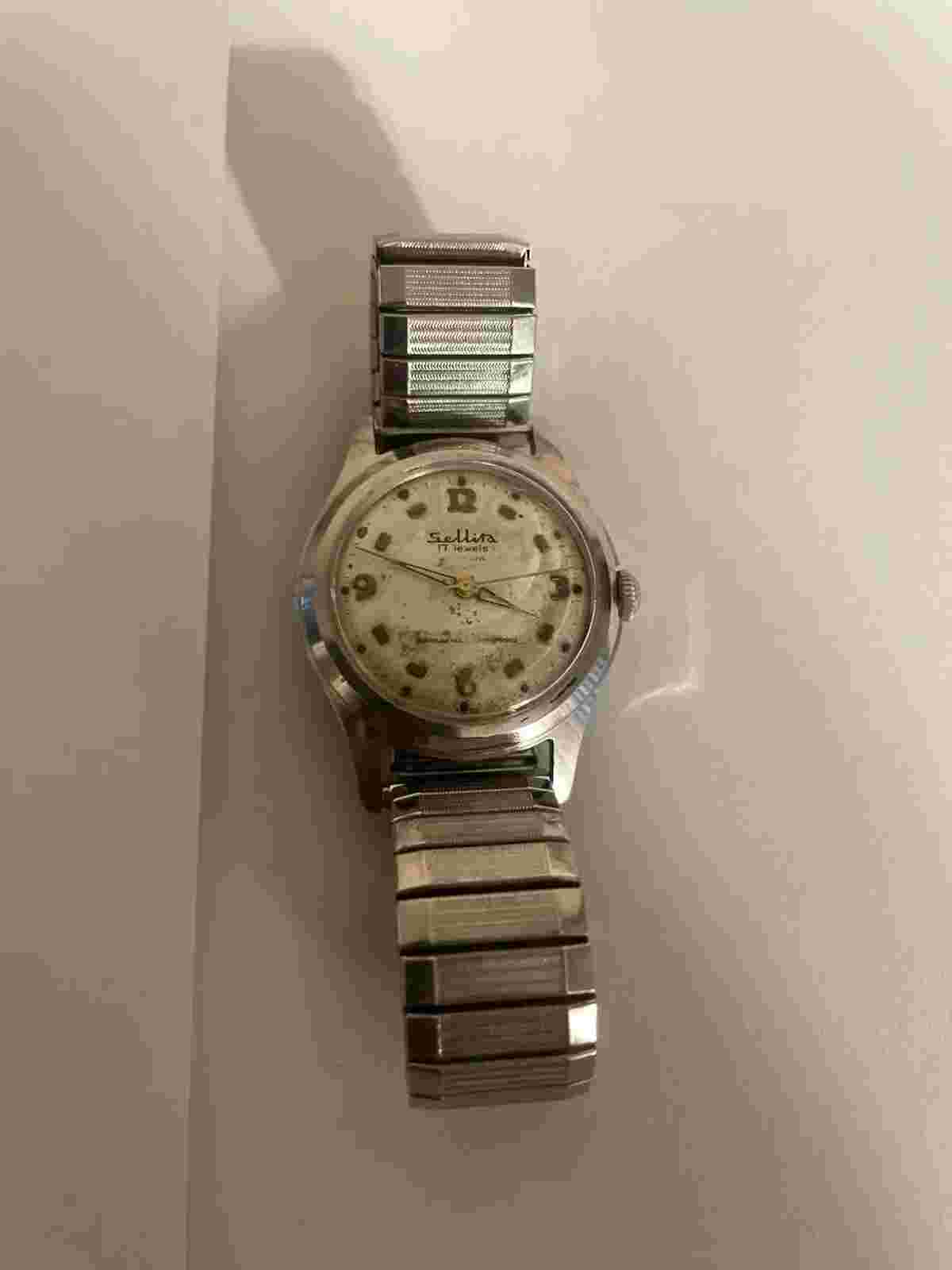 Sellita Swiss Automatic Vintage Watch ,serviced Keeps Time