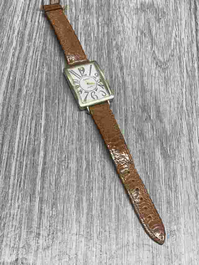 Eastman Quartz Vintage Wristwatch Square large face brown band working condition