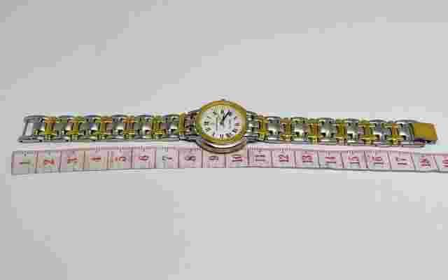 Ladies Vintage Claude Valentini La-Zoer 18ct Electroplated Dress Watch Quartz