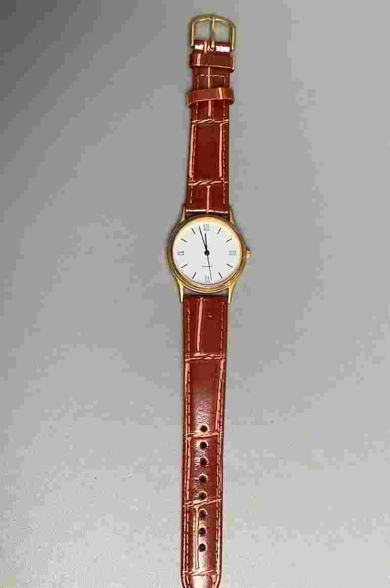 Elegant M&S Mens  Quartz Watch Gold Tone Case w. BrownLeather Strap