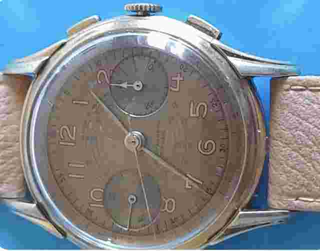 Vintage 1960s Suisse Chronograph Manual-Wind Landeron  37mm