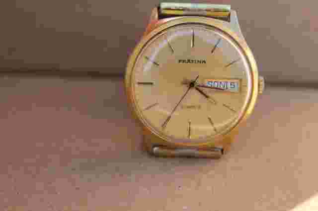 Old Swiss made wrist watch ''Pratina'' /7 jewels/ /34 mm/