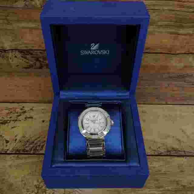 Swarovski Quartz Silver with Box Stainless Women's Watch Swiss Made Preowned