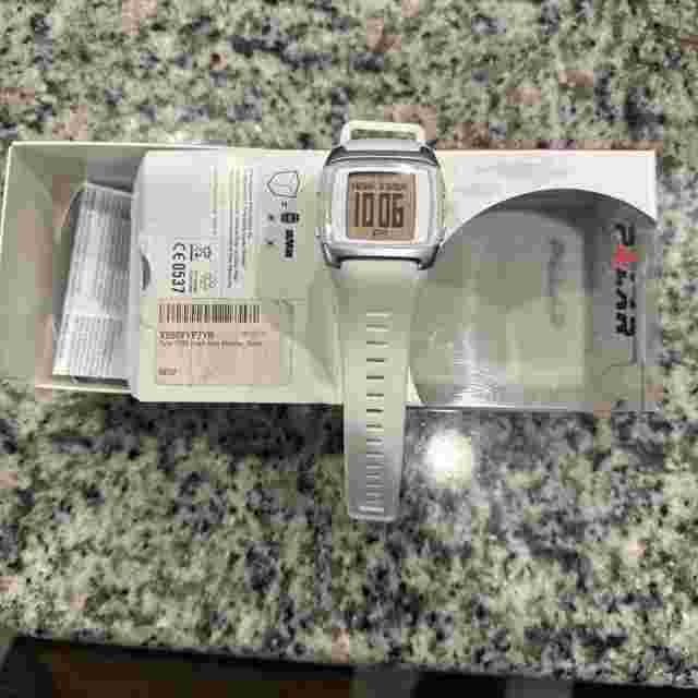 Polar FT60 Digital Fitness Tracker Watch - White - New Battery!