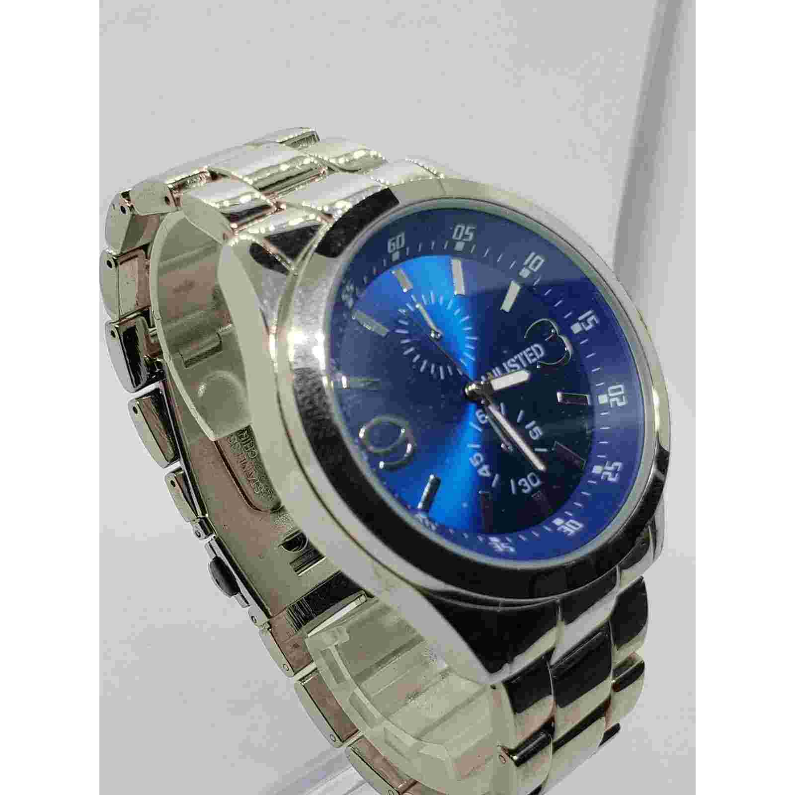 Unlisted Kenneth Cole 3010018527 10024676. Large blue face Working watch