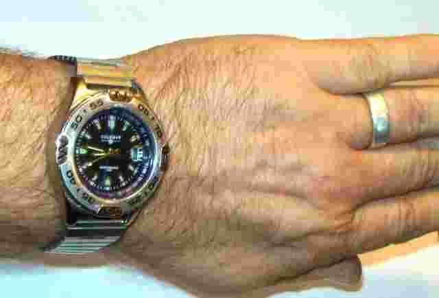 Coleman Tachymetre Mens Watch Field Sport Date Mineral Crystal Looks Runs Great