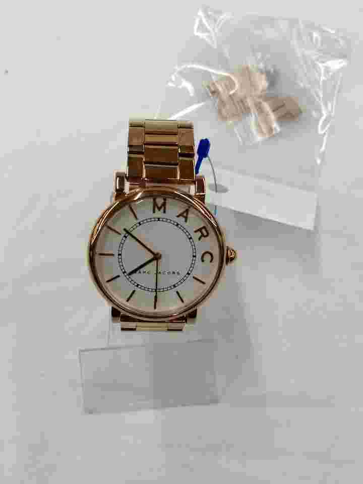 Marc Jacobs Mj3523 Quartz Analog Watch
