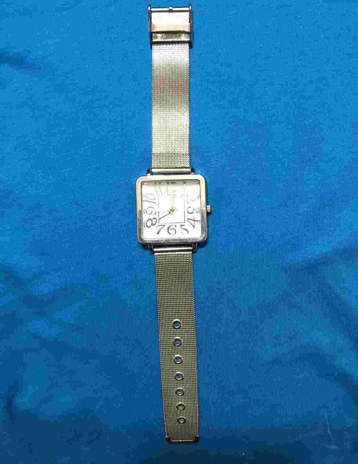 Accutime Watch - Silver Toned Band - Square Shaped Face (Needs Battery) Read Des