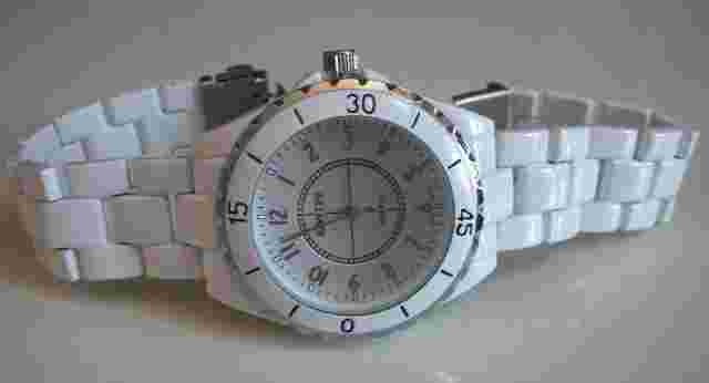 NUMBER DIAL WHITE SILVER FINISH BRACELET FASHION WOMEN'S BOYFRIEND CASUAL WATCH