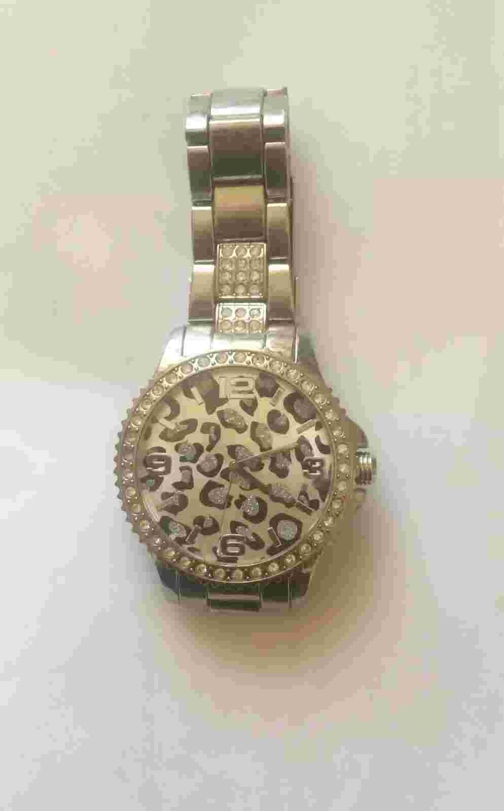 QUARTZ RIVER ISLAND WATCH- STAINLESS STEEL CASE AND BACK - MODEL 1CW 561224