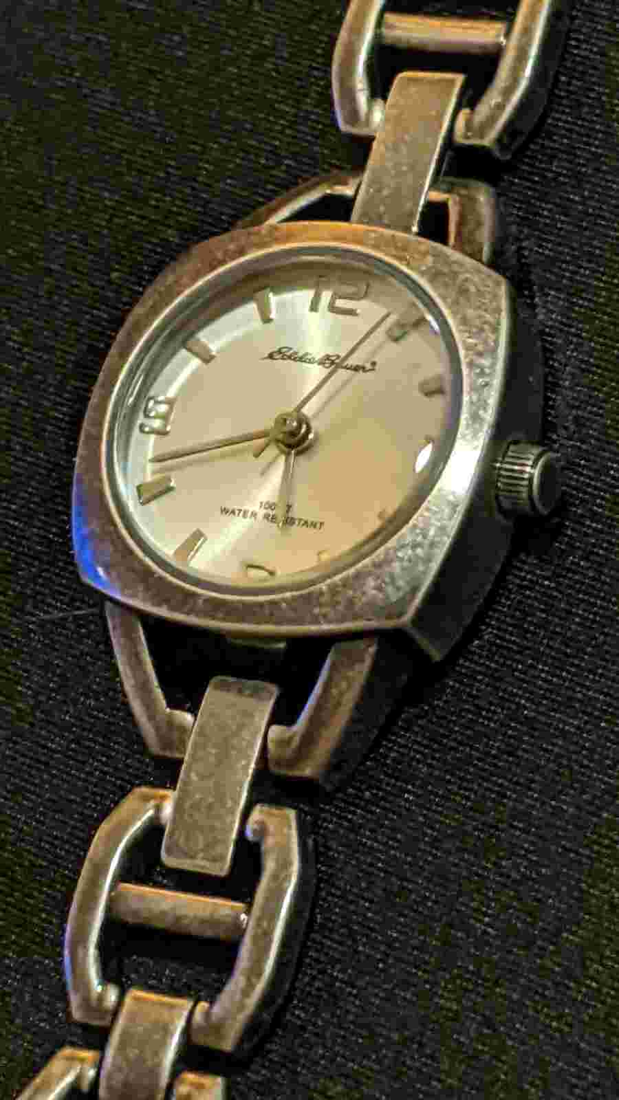 Vintage EDDIE BAUER Women's Quartz Watch Stainless Steel WR 3ATM Japan Movmt