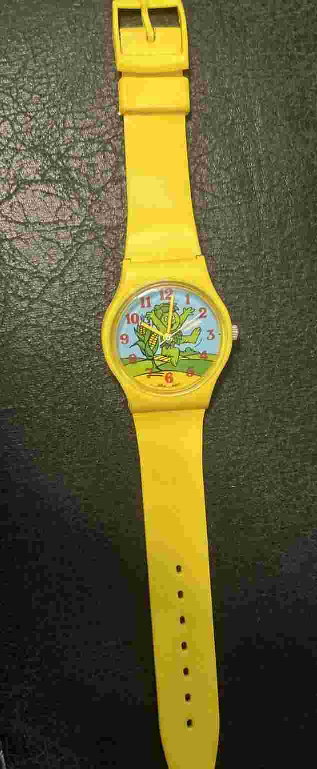 VINTAGE JOLLY GREEN GIANT LITTLE SPROUT YELLOW WRIST WATCH