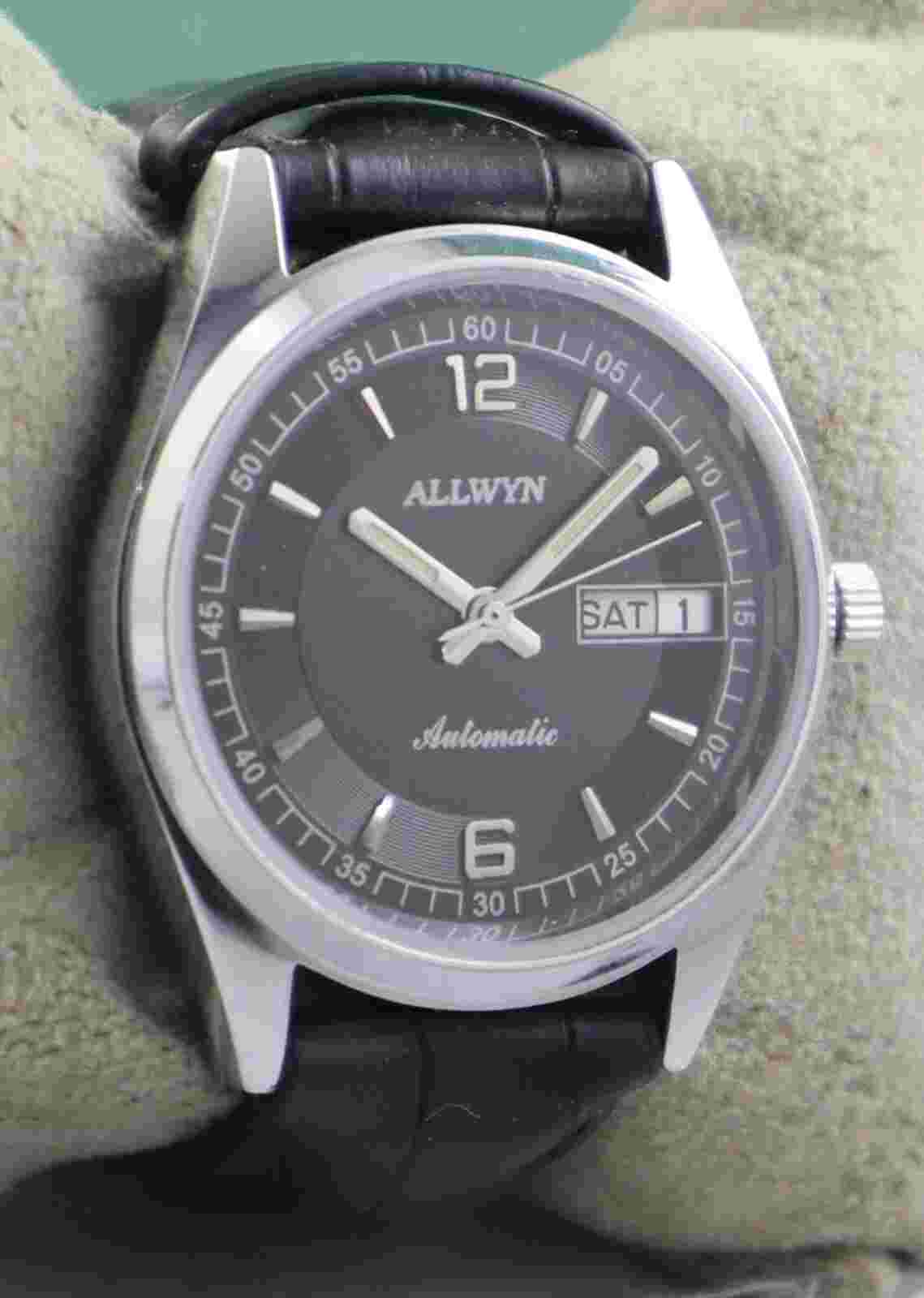 Formal Allwyn Automatic Black Dial Day & Date Men Recently Service Wristwatch