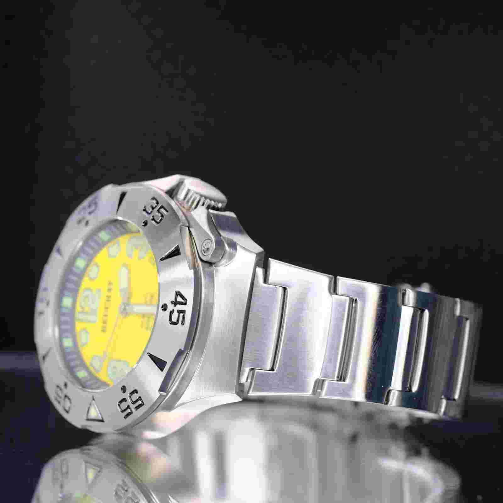 BEUCHAT X-LIFE DIVERS MENS WATCH YELLOW LUMINOUS DIAL ROTATING BEZEL 300M