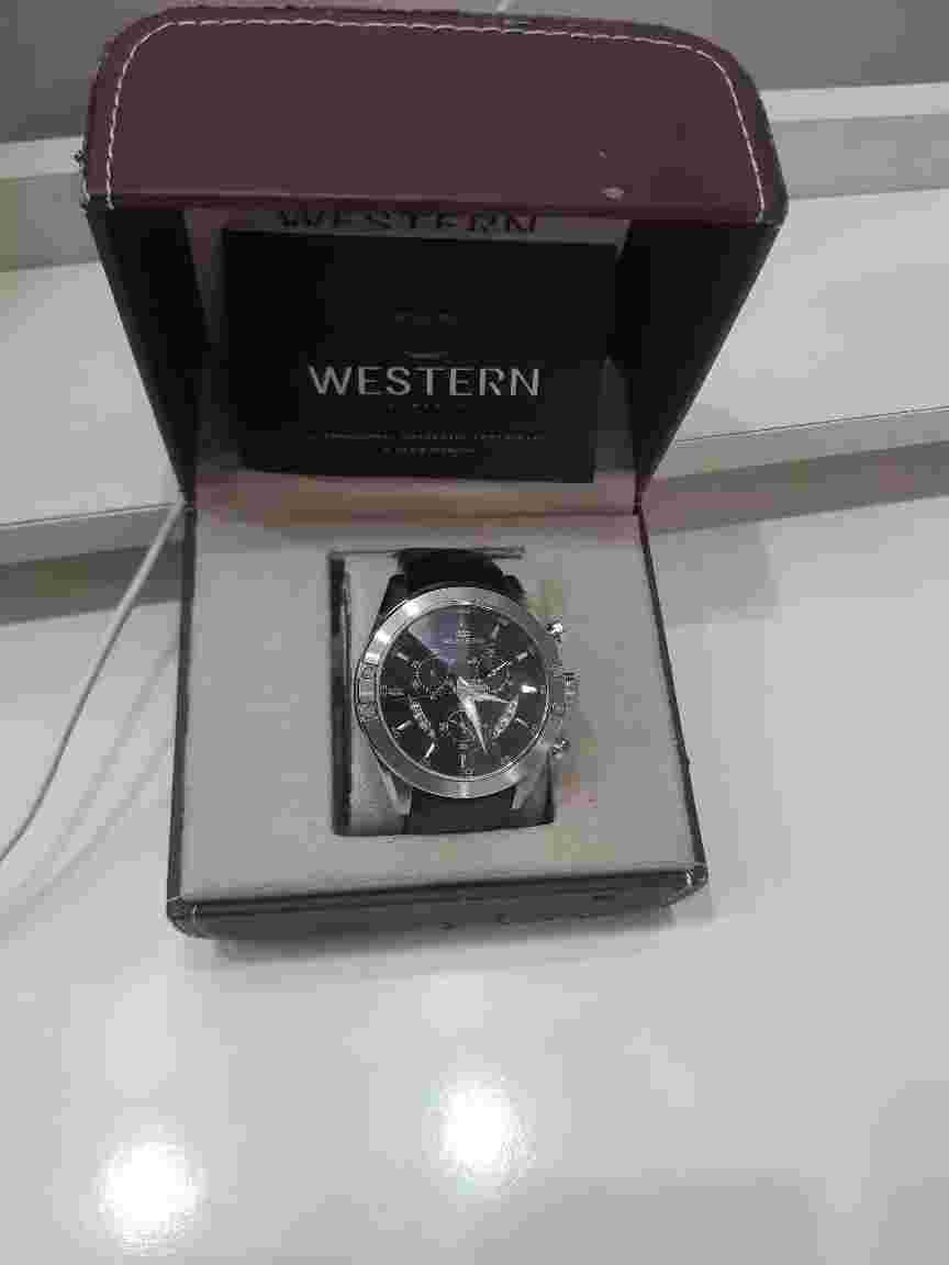 Western Men's Chronograph Quartz Analog Leather Waterproof Watch Artwork