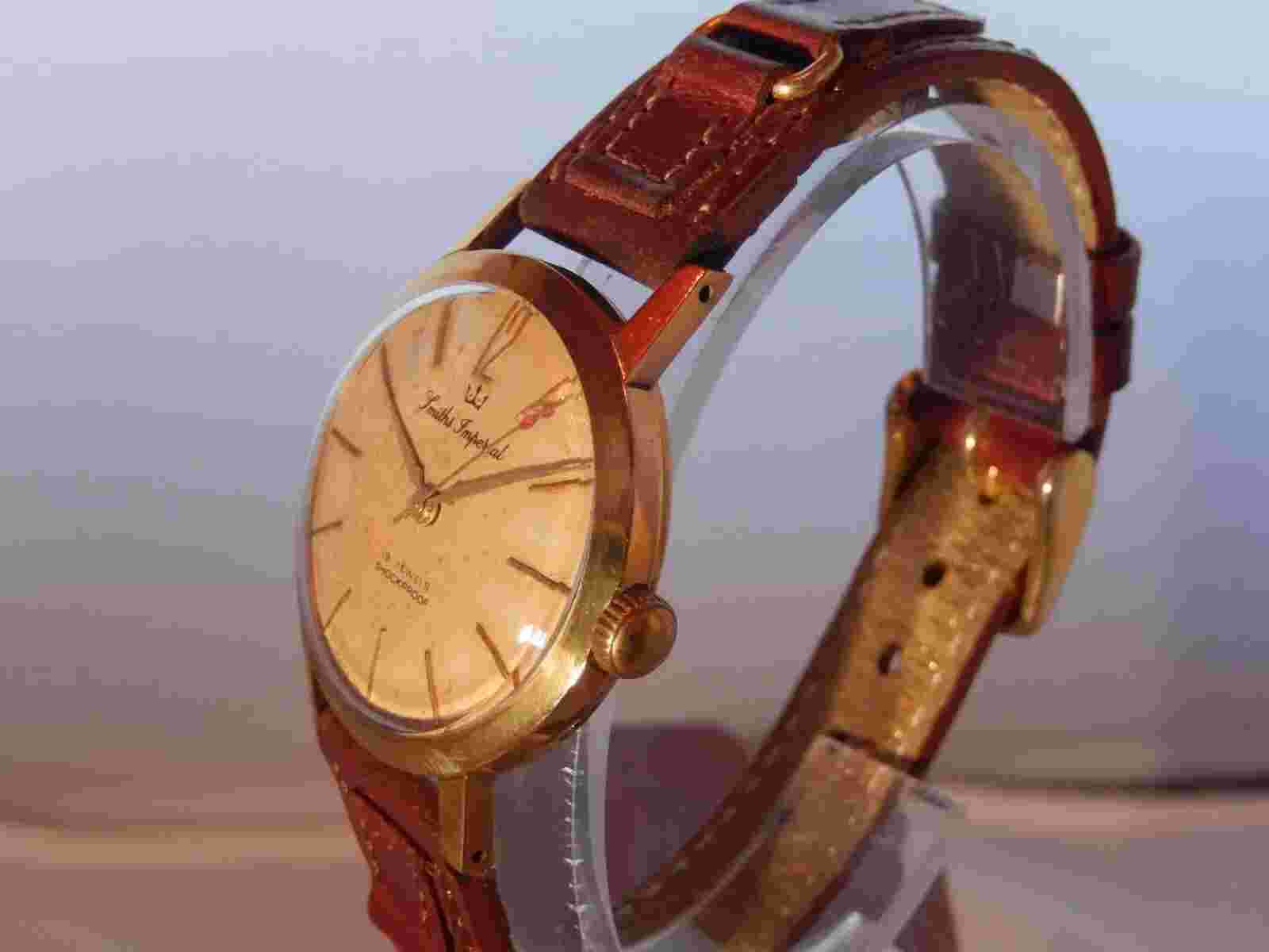 Smiths Imperial 9ct Solid Gold British Watch