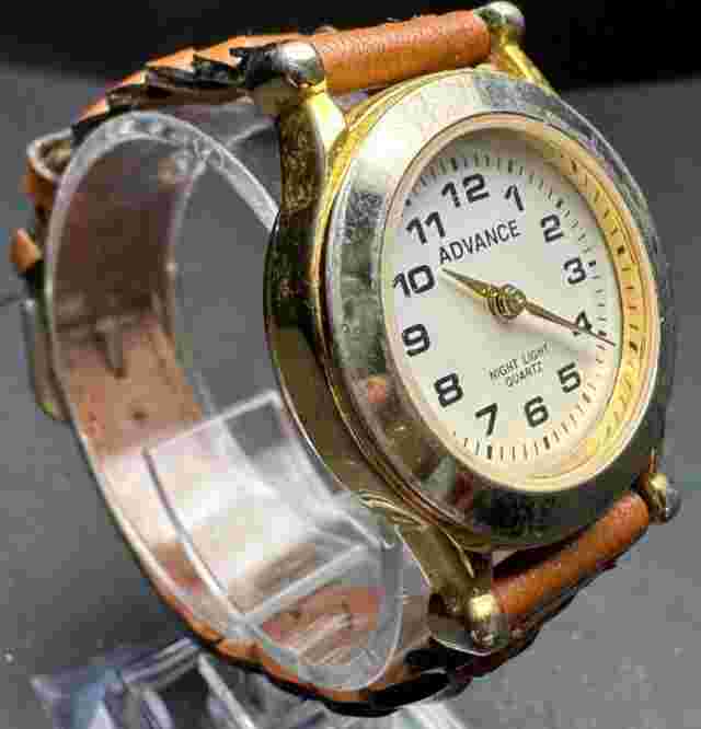 Vintage Women's Advance Analog Watch - Untested - May Need Battery or Repair