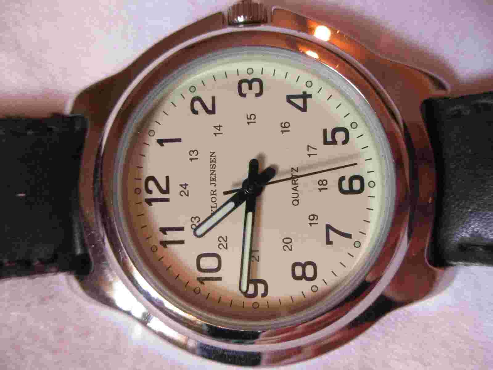 Taylor Jensen Watch Brown Buckle Band Silver Tone Round Face Simple