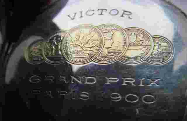 Fine Victor silver cased pocket watch, 800 silver case.