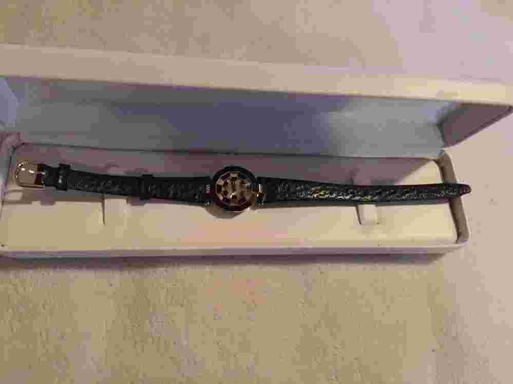 ROVEN DINO YELLOW BASE METAL SAPPHIRE CRYSTAL LEATHER QUARTZ WATCH L NEW