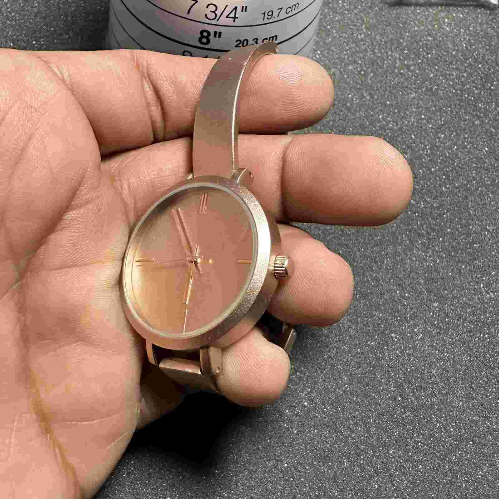 INC Ladies Quartz Watch Pink Tone Round With Metal Bracelet Working New Battery