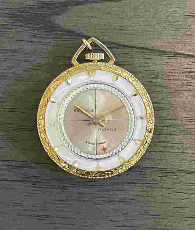 NAVARRE POCKET PENDANT WATCH 17 JEWELS NOT WORKING FOR PARTS OR REPAIR !!