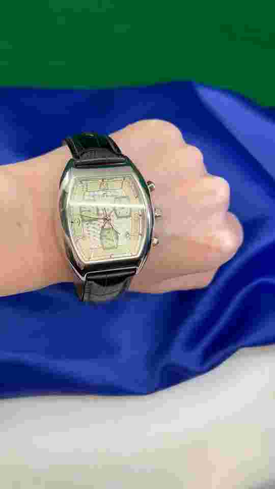 Van Der Bauwede Magnum Commander Cal .25 Watch Silver 800 w/3 Sub-dials,date