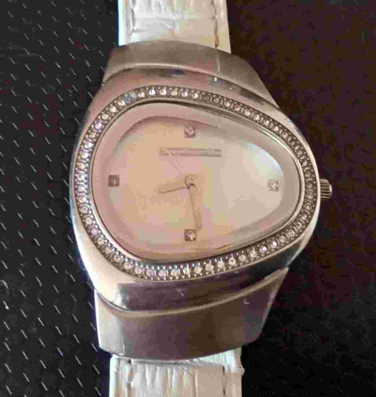 Vintage  Lambretta Milo Stones  Quartz Water Resistant Watch 35cm Working