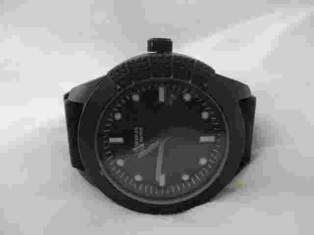 American Exchange Analog Wristwatch with Quartz Movement and a Buckle Band