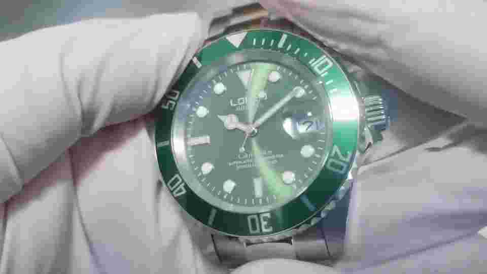 Men’s Automatic Mechanical Watches Sapphire Glass Rotating Bezel 200M Waterproof