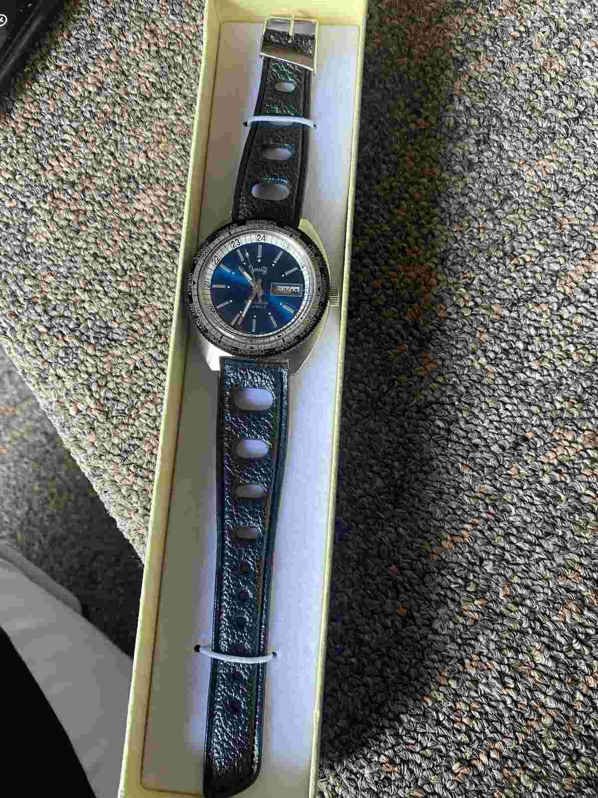 Dynasty World Watch Metallic Blue Dial Day Date Japan 5026 0320T Retro Automatic