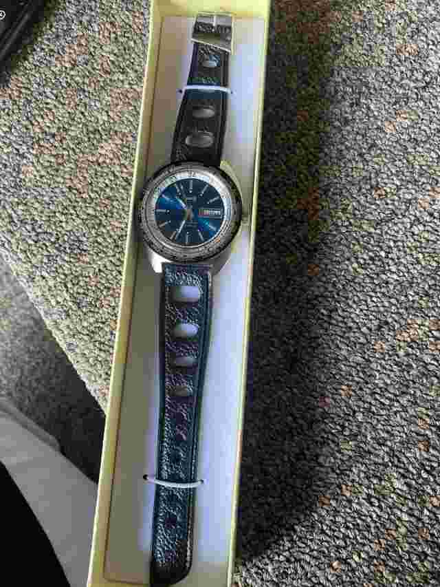 Dynasty World Watch Metallic Blue Dial Day Date Japan 5026 0320T Retro Automatic