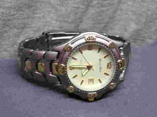 Men's HUGO MAX Water-Resistant Watch w/ New Battery - Works Great!