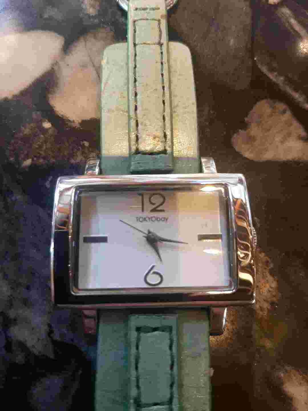 Tokyo Bay Quartz Ladies Watch with a Stainless Steel Back Green Band New Battery