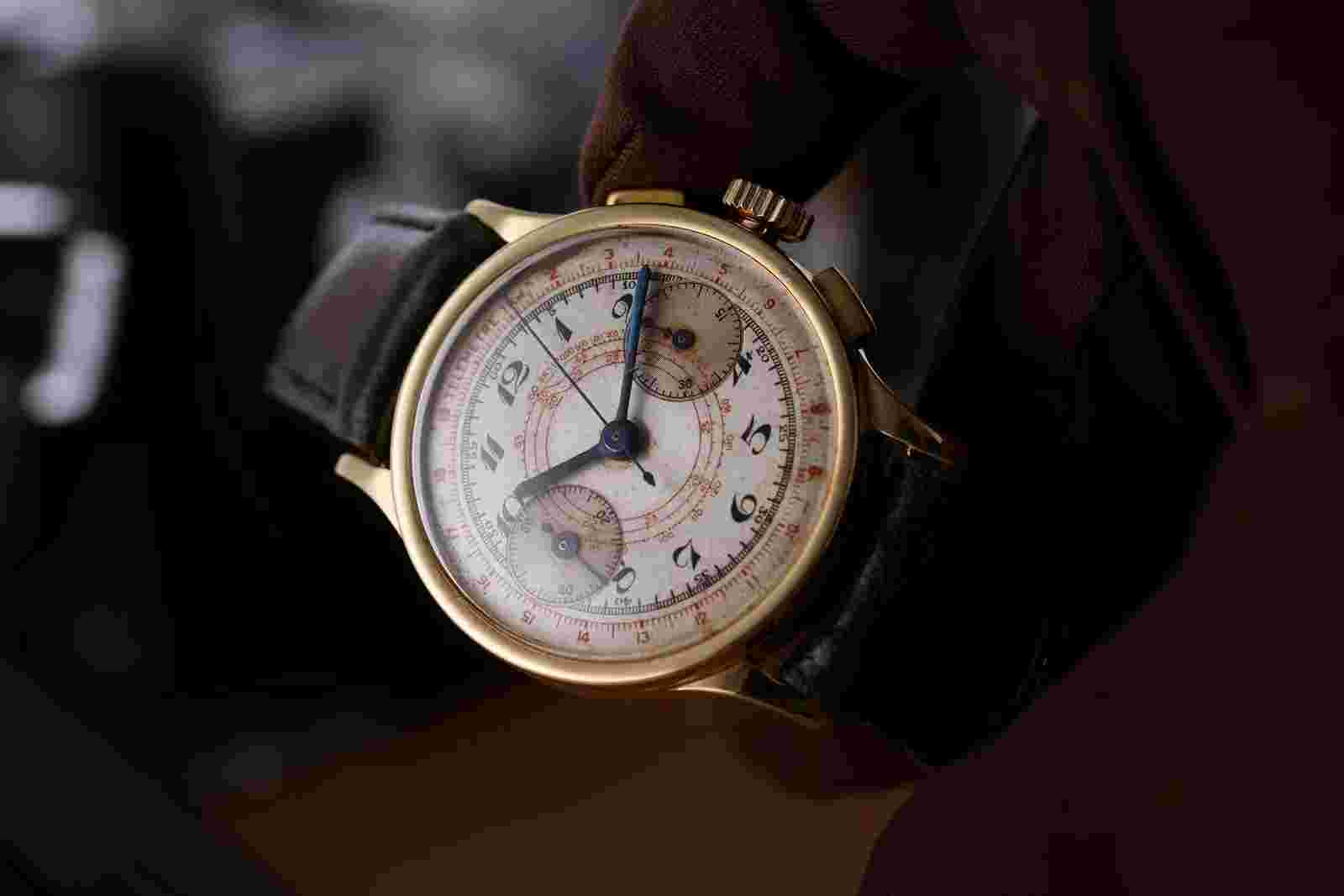 Universal Telemetre Chronograph | 18k Yellow Gold | 34mm