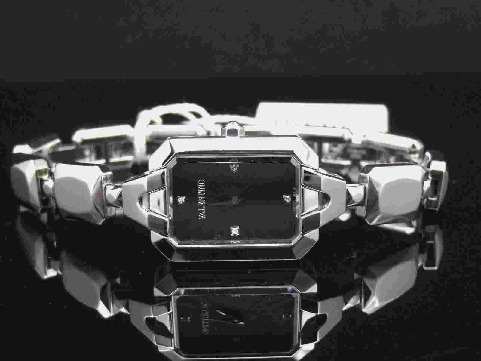 Valentino V60SBQ9909IS099 Minigemme Black Guilloche Diamond Women's Watch $1,150